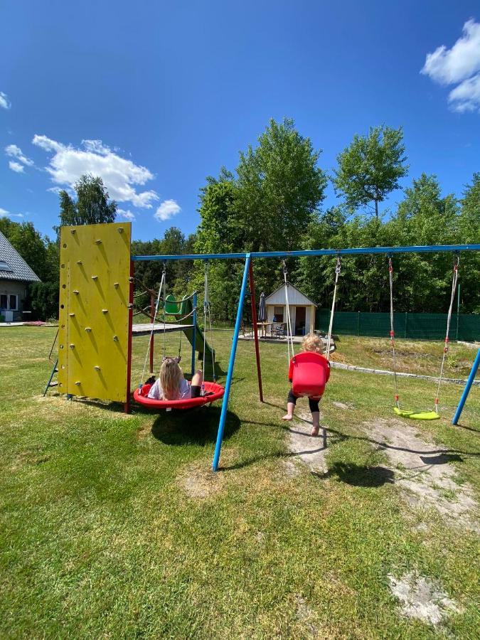 Letnia Oaza "Akacja" Apartment Sobienie Jeziory Bagian luar foto